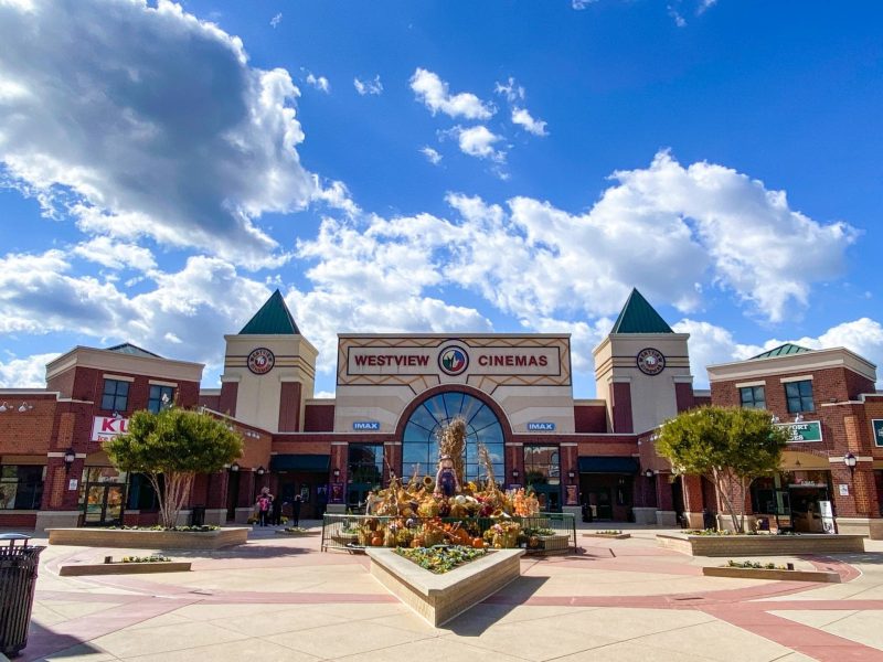 Regal Cinemas Regal Cinemas - Tejjy Inc